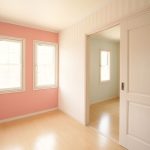 狭い部屋を広く見せる家具レイアウト術